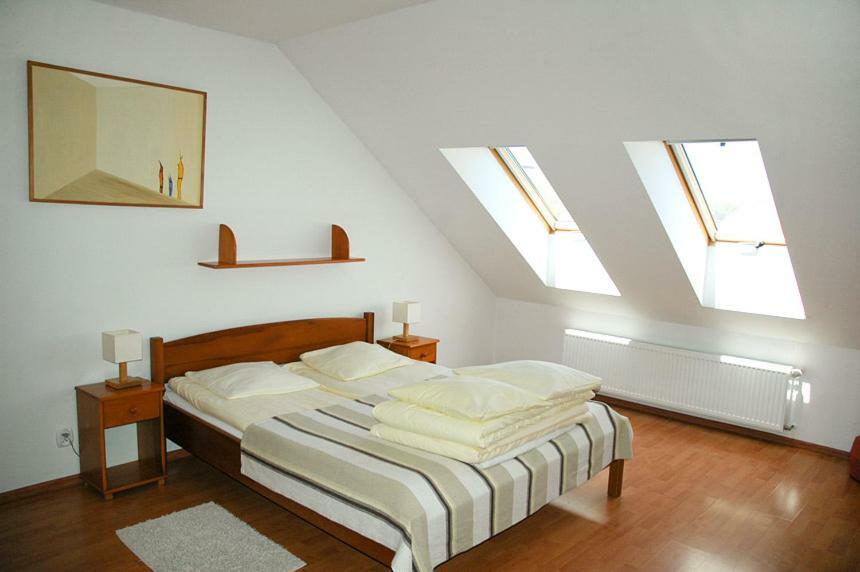 Apartamento Lawer Rewal Exterior foto